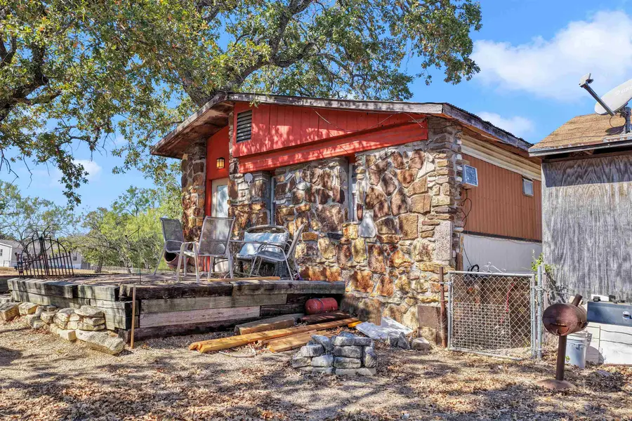 203 E Castleshoals, Granite Shoals, TX 78654 - Image #3