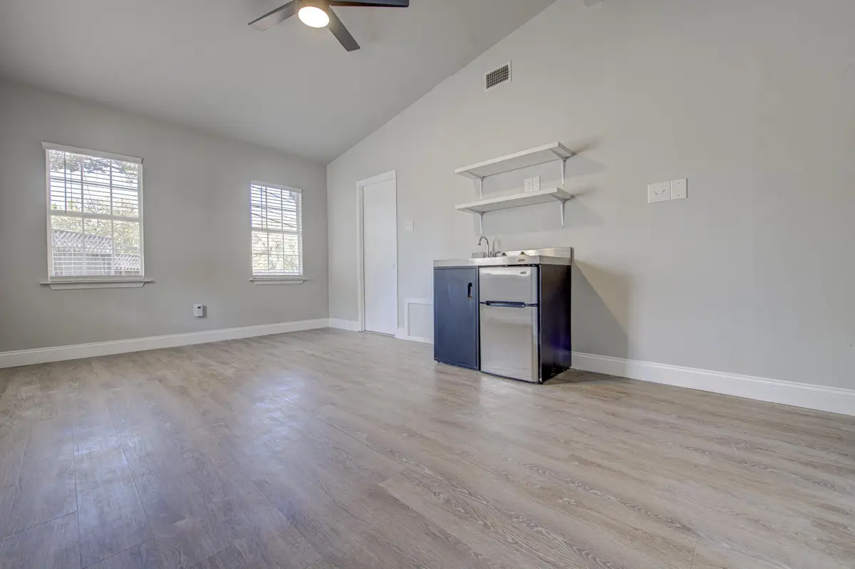 705 Sunrise, Sunrise Beach Village, TX 78643 - Image #1