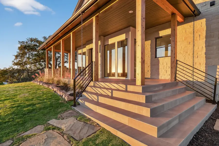 400 Emerald Way, Horseshoe Bay, TX 78657 - Image #2