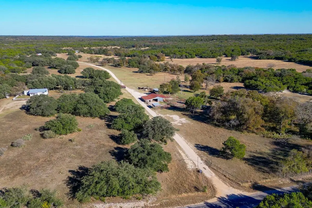 20949 Firefly Rd, Florence, TX 76527 - Image #1