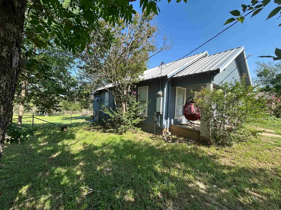 403 North Elm St, Richland Springs, TX 76871 - Image #3