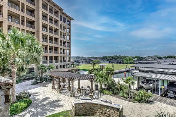 1000 The Cape #15, Horseshoe Bay, TX 78657