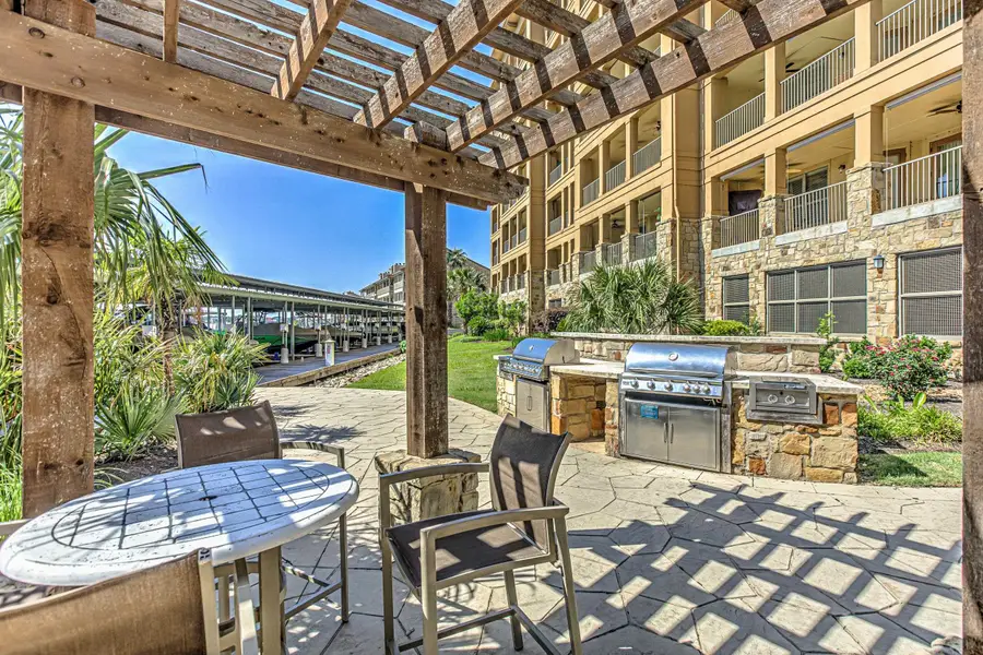 1000 The Cape #15, Horseshoe Bay, TX 78657 - Image #2