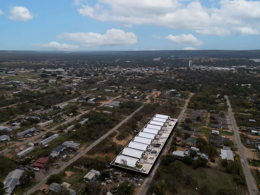 872 Waco, Kingsland, TX 78639 - Image #2