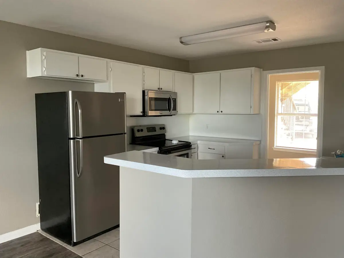 400 Green Leaf Street, Horseshoe Bay, TX 78657 - Image #1