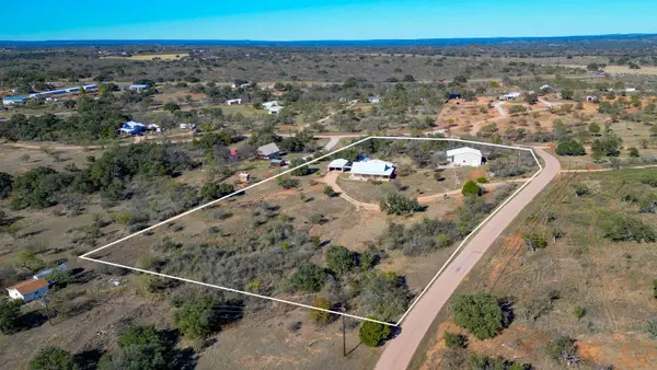 212 Rio Llano E, Llano, TX 78643