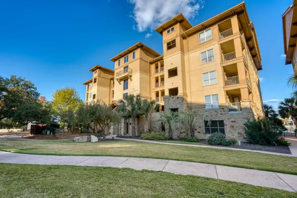 98 Island Drive #41, Horseshoe Bay, TX 78657