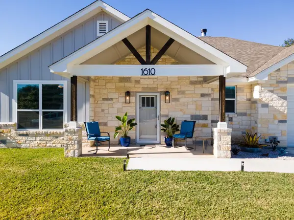 1610 Badger Lane, Lampasas, TX 76550