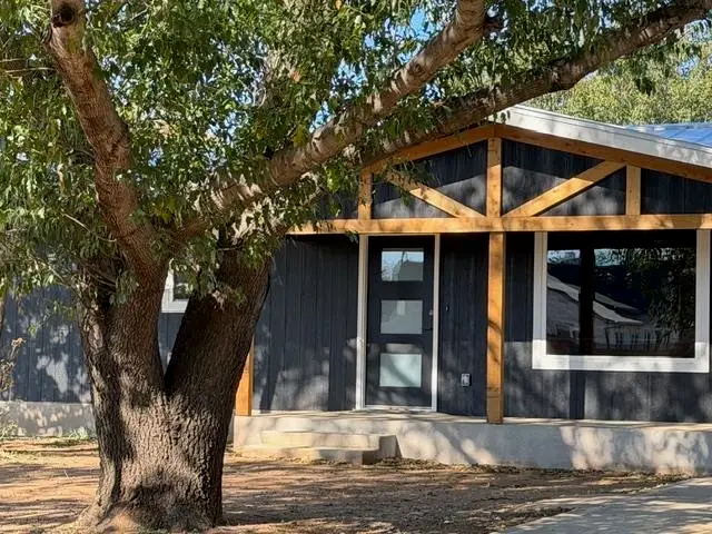 903 Flag Creek Dr., Llano, TX 78643 - Image #2