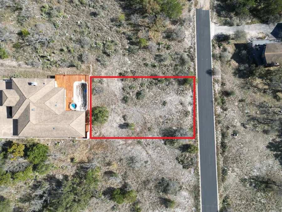 712 Hart, Horseshoe Bay, TX 78657 - Image #2