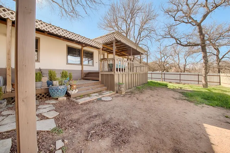 330 Sunset Drive, Marble Falls, TX 78654 - Image #2