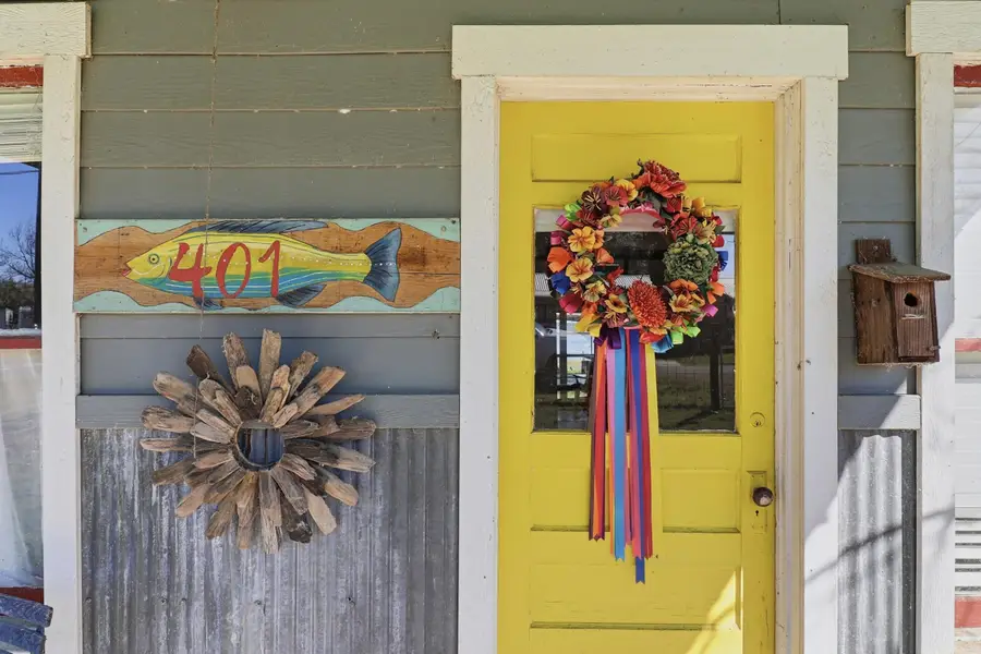 401 Lakeshore Loop, Tow, TX 78672 - Image #3