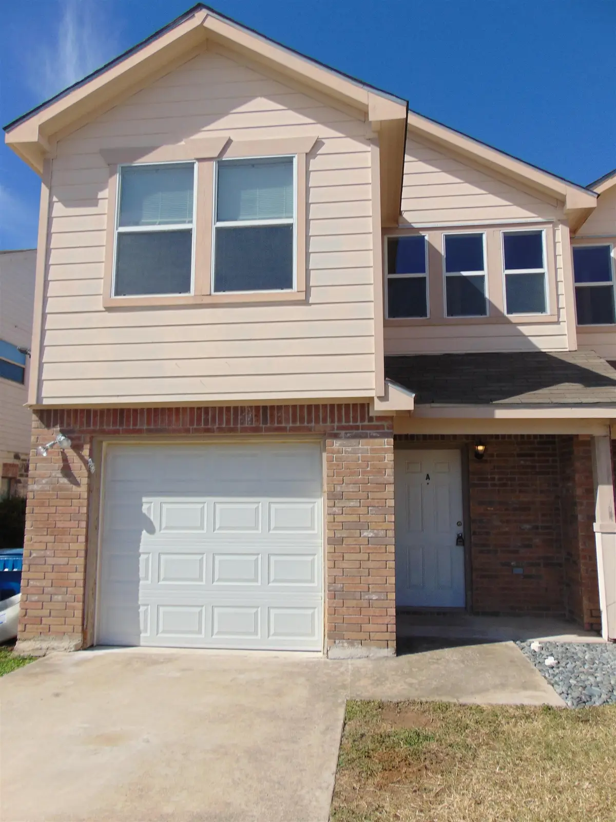 1502 Claremont Circle, Marble Falls, TX 78654 - Image #1