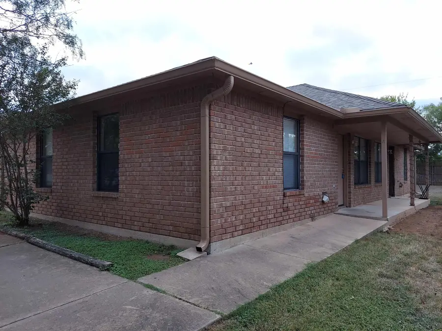 411 Ave S, Marble Falls, TX 78654 - Image #2