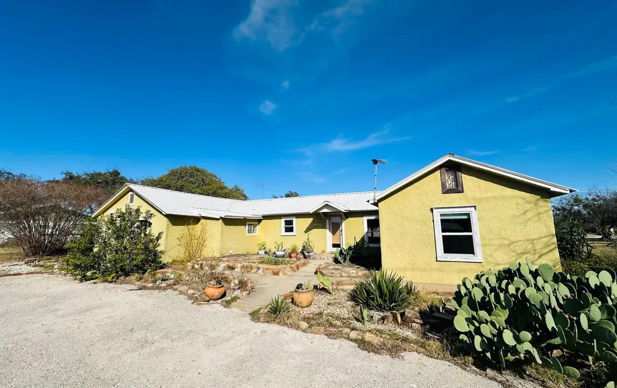 505 S 4th Street, Lometa, TX 76853 - #1
