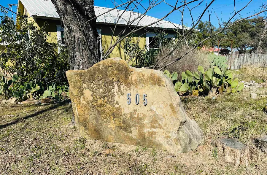 505 S 4th Street, Lometa, TX 76853 - #3