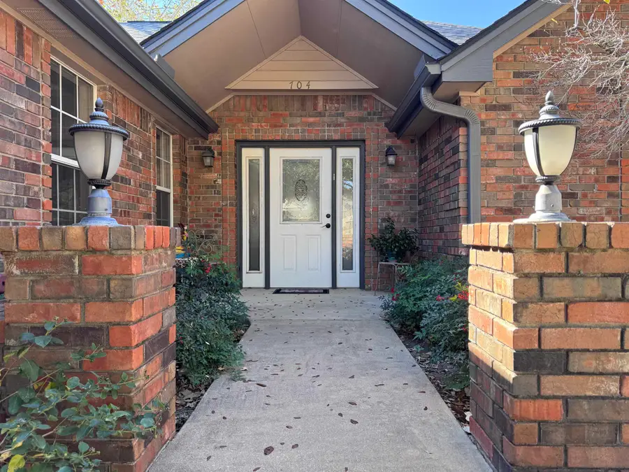 704 Amy Circle, Marble Falls, TX 78654 - #2