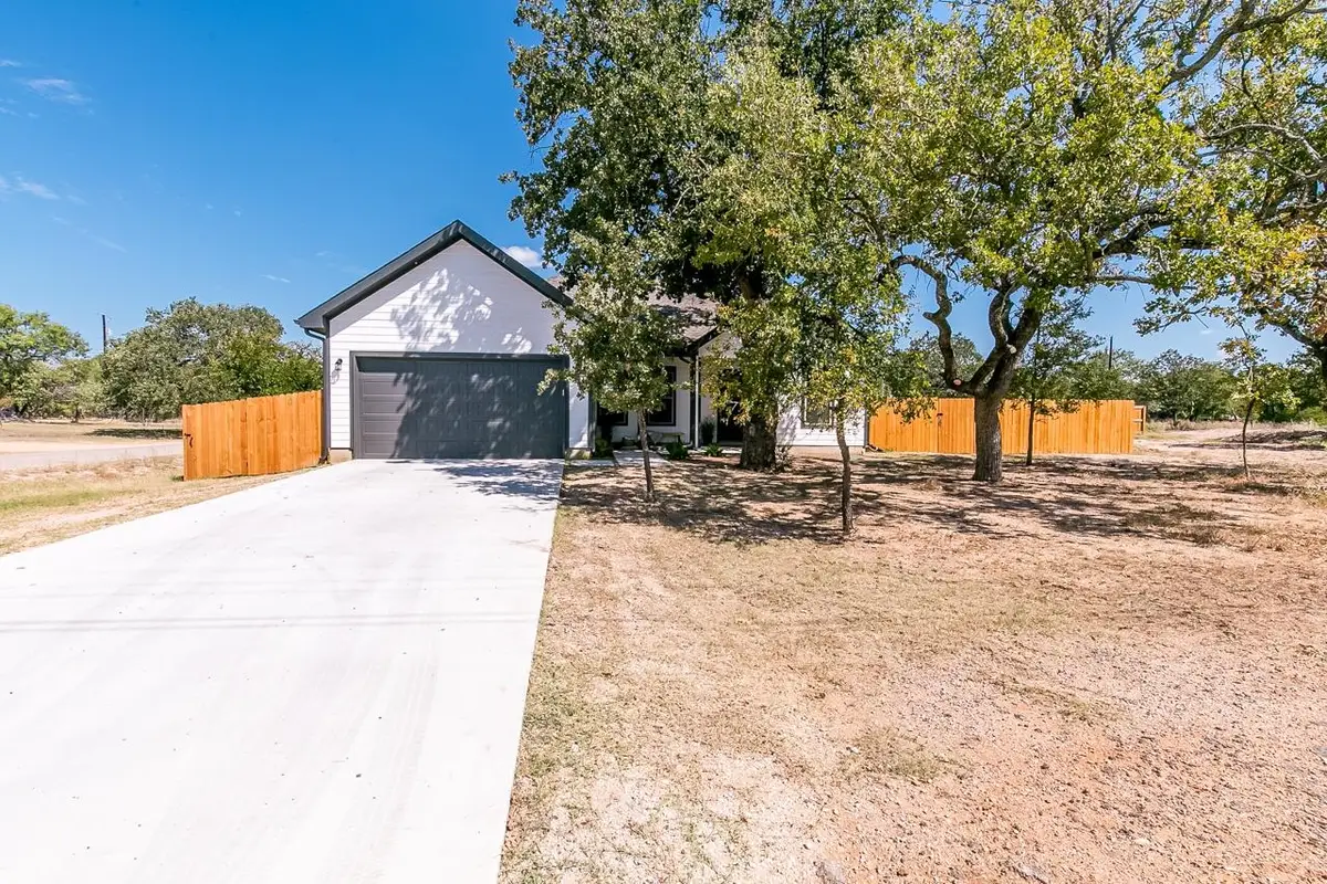 301 E Stonecastle Drive, Granite Shoals, TX 78654 - Image #1