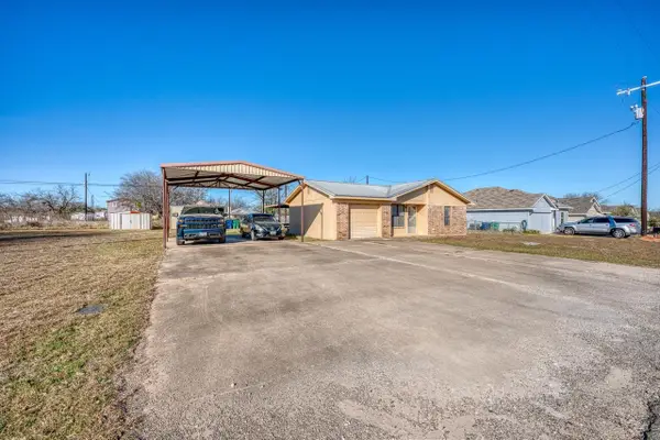 840 Driftwood Lane, Cottonwood Shores, TX 78657