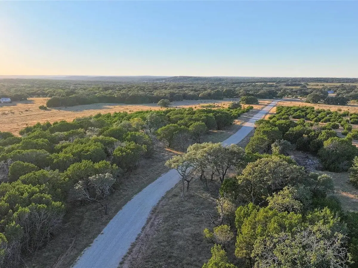 10 Bluestem Lane, Lampasas, TX 76550 - Image #1