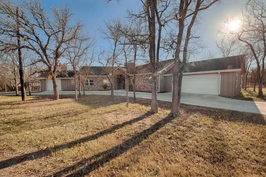 518 E Bluebriar Drive, Granite Shoals, TX 78654 - Image #2