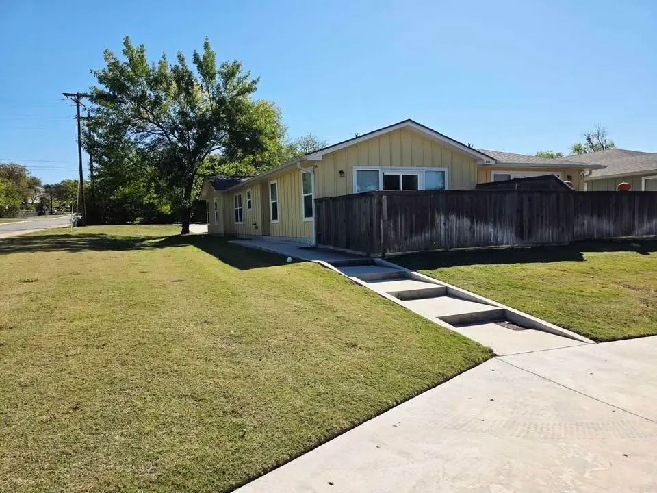 511 A Avenue K, Marble Falls, TX 78654 - Image #1