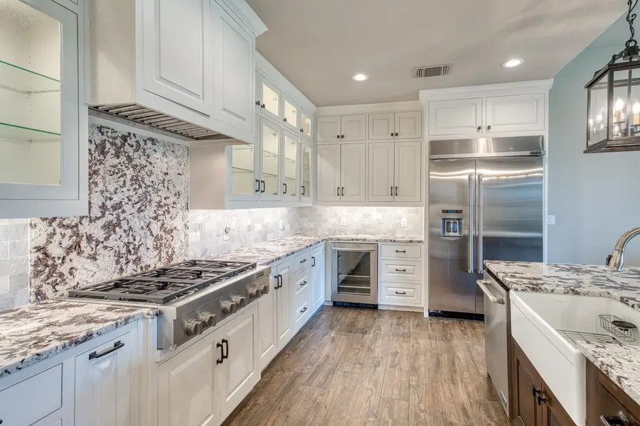 301 Sun Ray, Horseshoe Bay, TX 78657 - #3