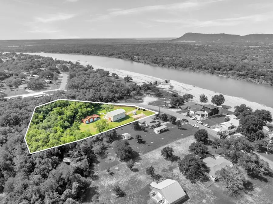 4521 River Oaks Drive, Kingsland, TX 78639 - Image #2