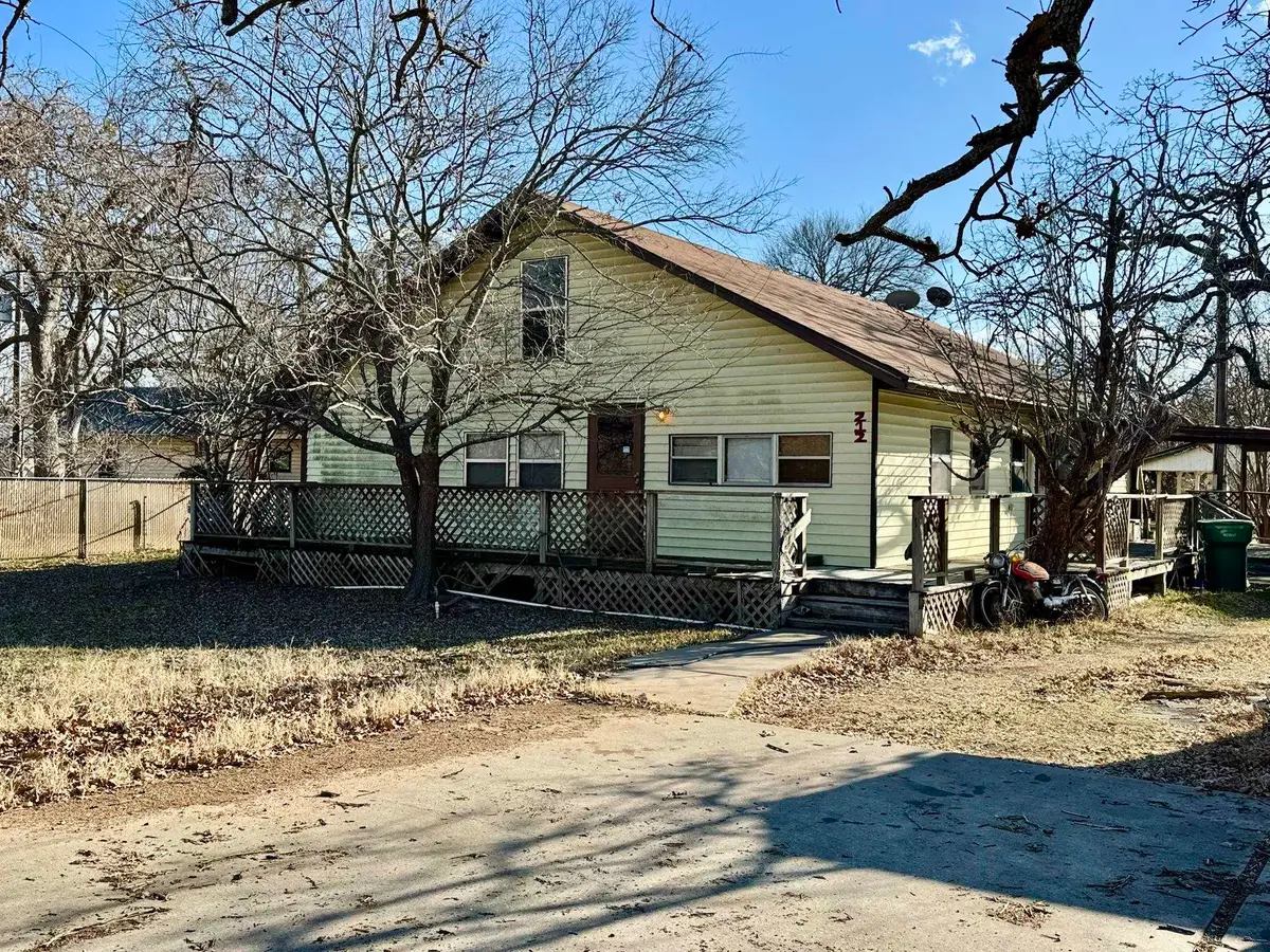 212 E Castleberry Dr., Granite Shoals, TX 78654 - #1