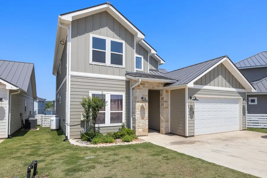 128 Village View Dr, Kingsland, TX 78639 - Image #2