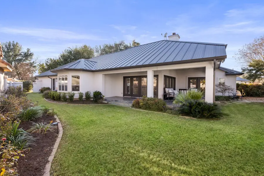 104 San Saba, Horseshoe Bay, TX 78657 - #2