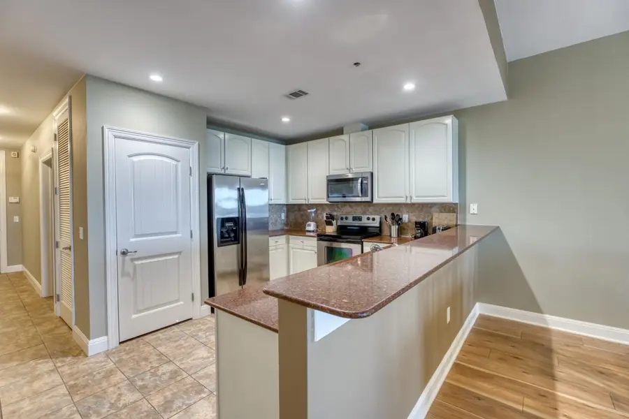 1000 The Cape #44, Horseshoe Bay, TX 78657 - #3