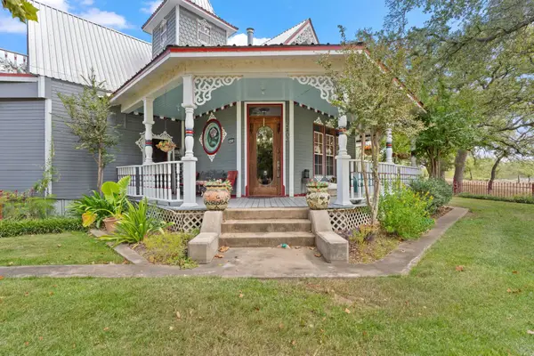 2403 Maple Lane, Kingsland, TX 78639