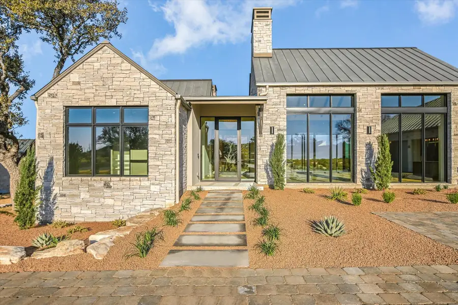 136 Nightshade, Horseshoe Bay, TX 78657-0000 - #3