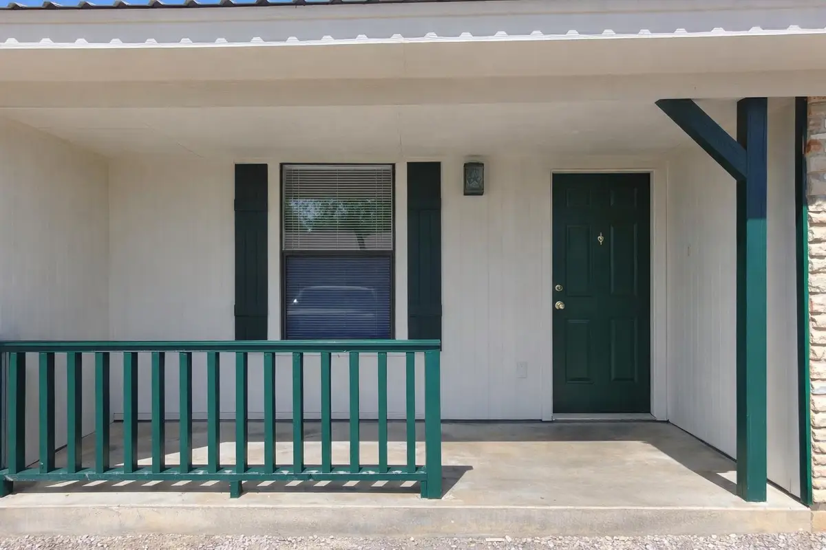 902 Lewis, Burnet, TX 78611 - #1