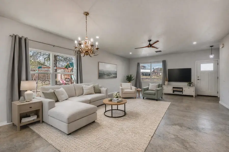 4308 Twin Oaks Drive, Cottonwood Shores, TX 78657 - #2