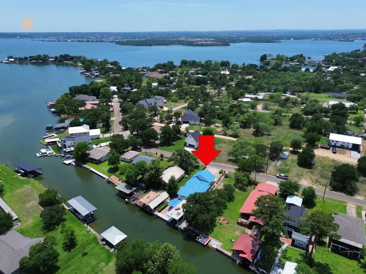 521 E Briarway Drive, Granite Shoals, TX 78654 - #1
