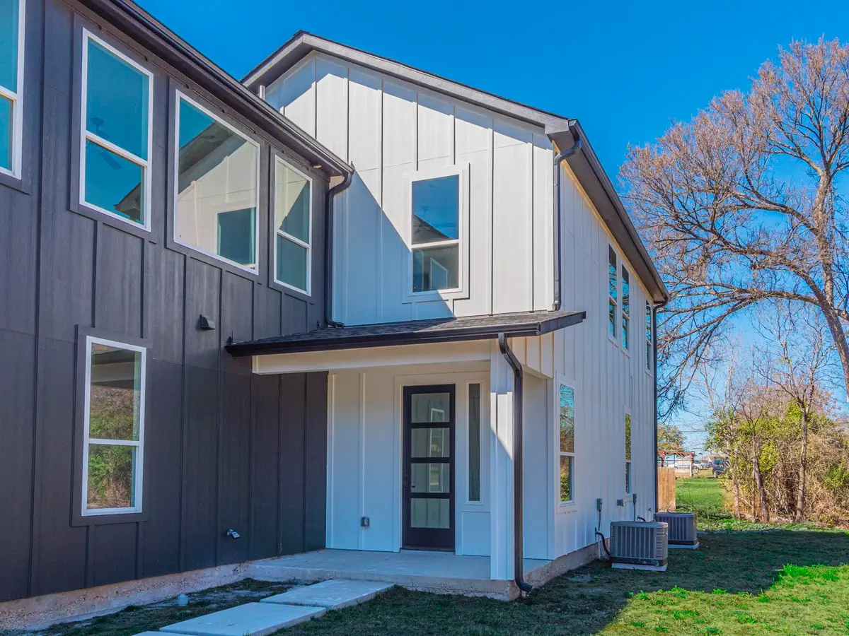 1010 E Marble Street, Burnet, TX 78611 - #1