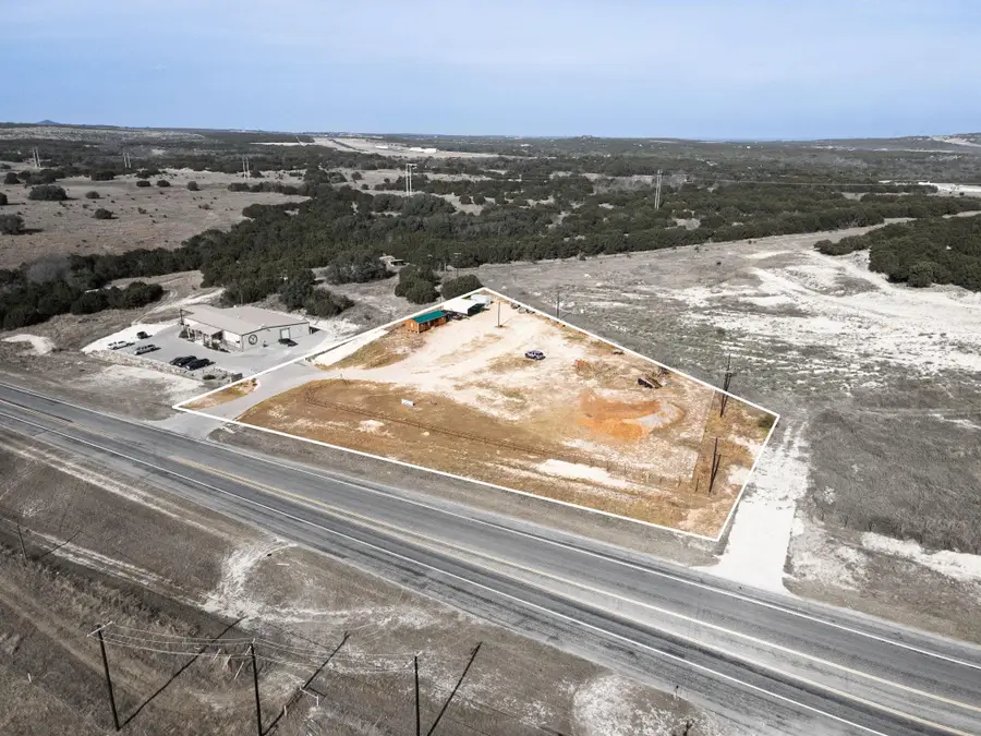 774 N Hwy 183, Lampasas, TX 76550 - #3