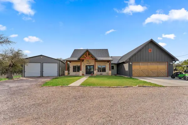 109 La Vonna Fox Drive, Burnet, TX 78611