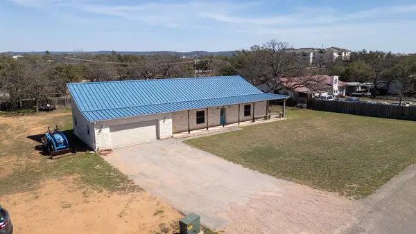 2207 Boxwood Circle, Kingsland, TX 78639