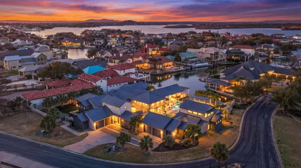 116 Wennmohs Place, Horseshoe Bay, TX 78657