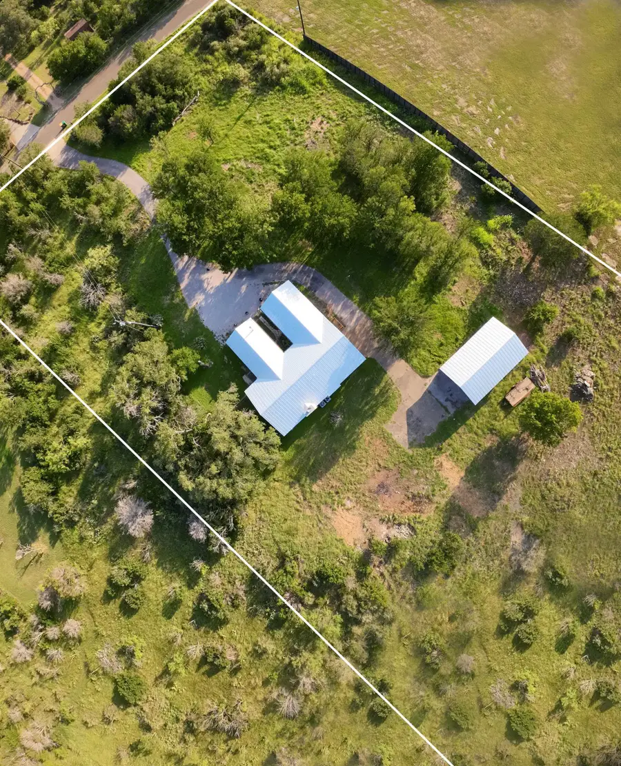 101 Stadium View Dr, Marble Falls, TX 78654 - #2