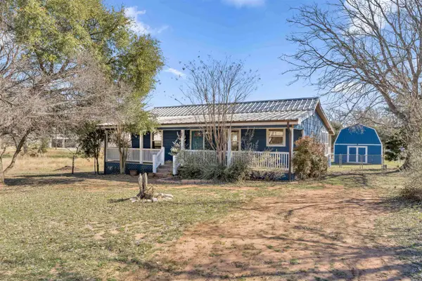 3810 Coyote Trail, Kingsland, TX 78639