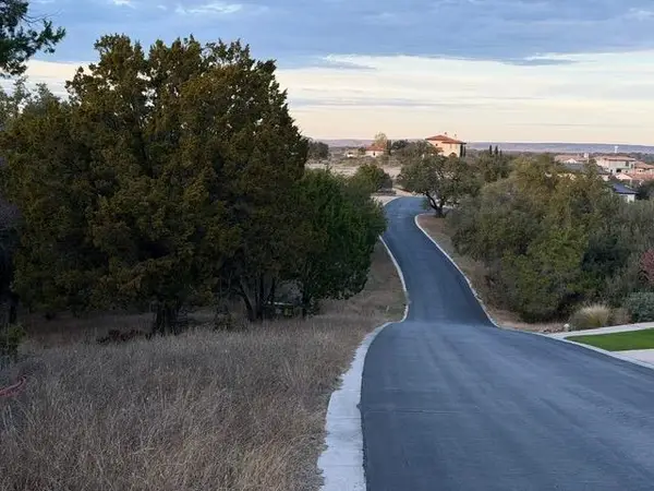 W25016 Apache Tears, Horseshoe Bay, TX 78657