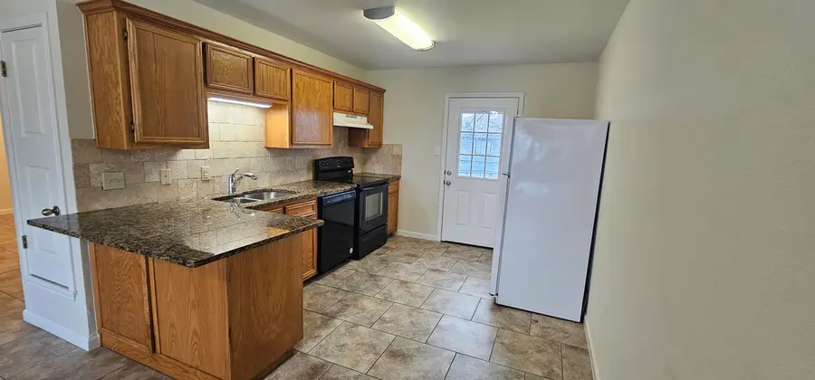 400 Cottonwood Dr, Kingsland, TX 78639 - #3