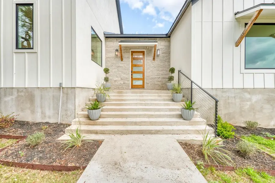 309 Alabaster, Horseshoe Bay, TX 78657-6172 - #2