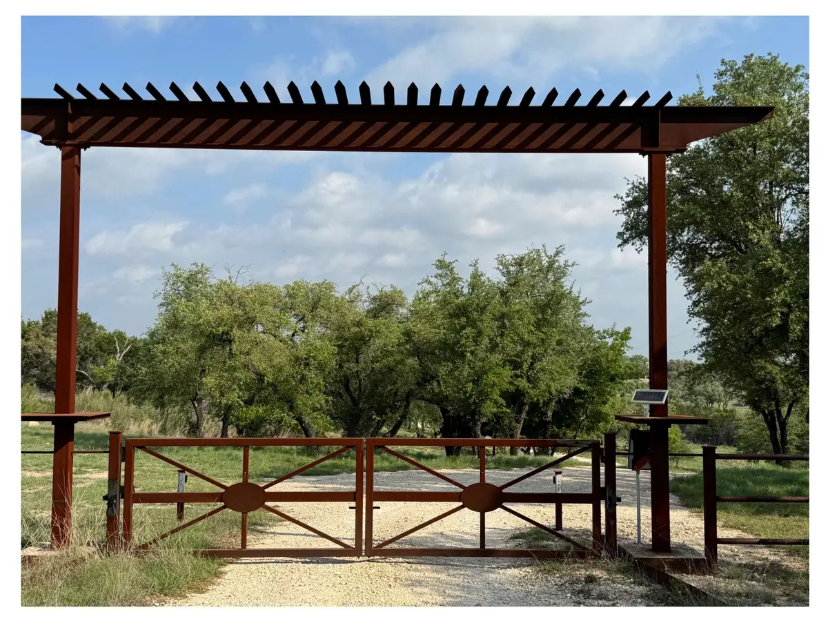 5 Barlow Drive, Briggs, TX 78608 - #1