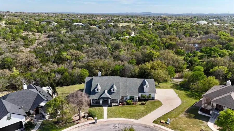 604 Woodland Park, Marble Falls, TX 78654 - #3