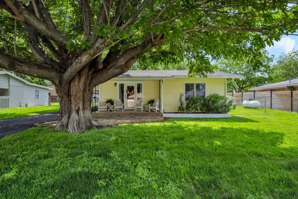 301 Riverside Drive, Kingsland, TX 78639